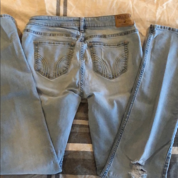 Hollister jeans. - Picture 2 of 6